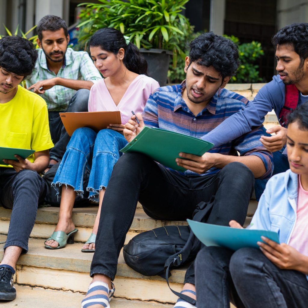 Group,Of,Students,Filling,Admission,Application,Form,Or,Preparing,For
